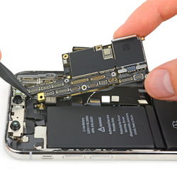 Замена флеш-памяти (NAND) iPhone 13 Pro Max