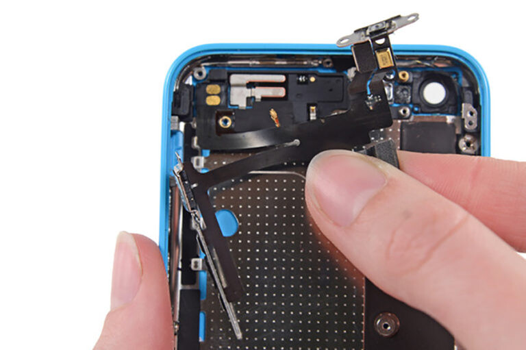 Ремонт кнопки Power (включения) iPhone 5C