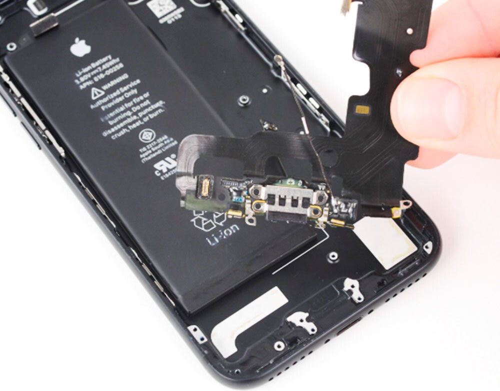 Ремонт контролера зарядки U2 (USB - контроллер) iPhone 7