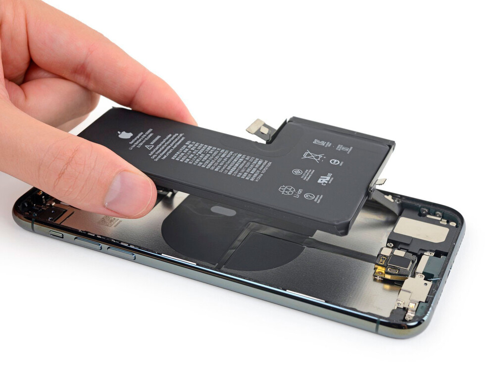 Замена аккумулятора (оригинал) iPhone 11 Pro