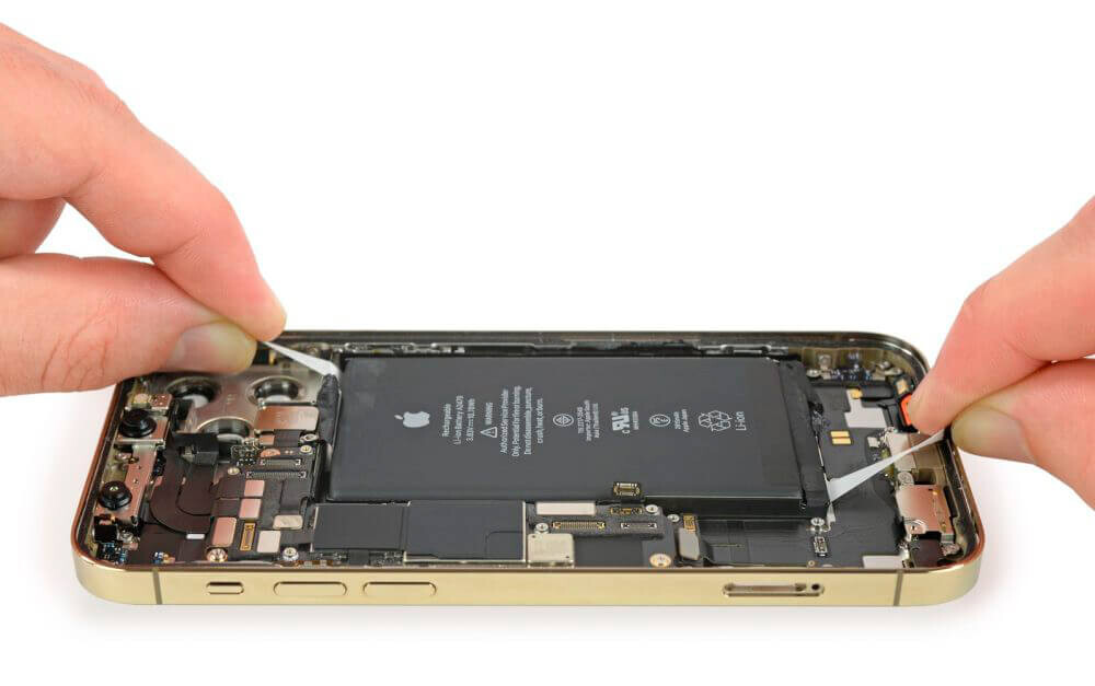 Устранение сообщения об ошибке после замены батареи iPhone 12 Pro