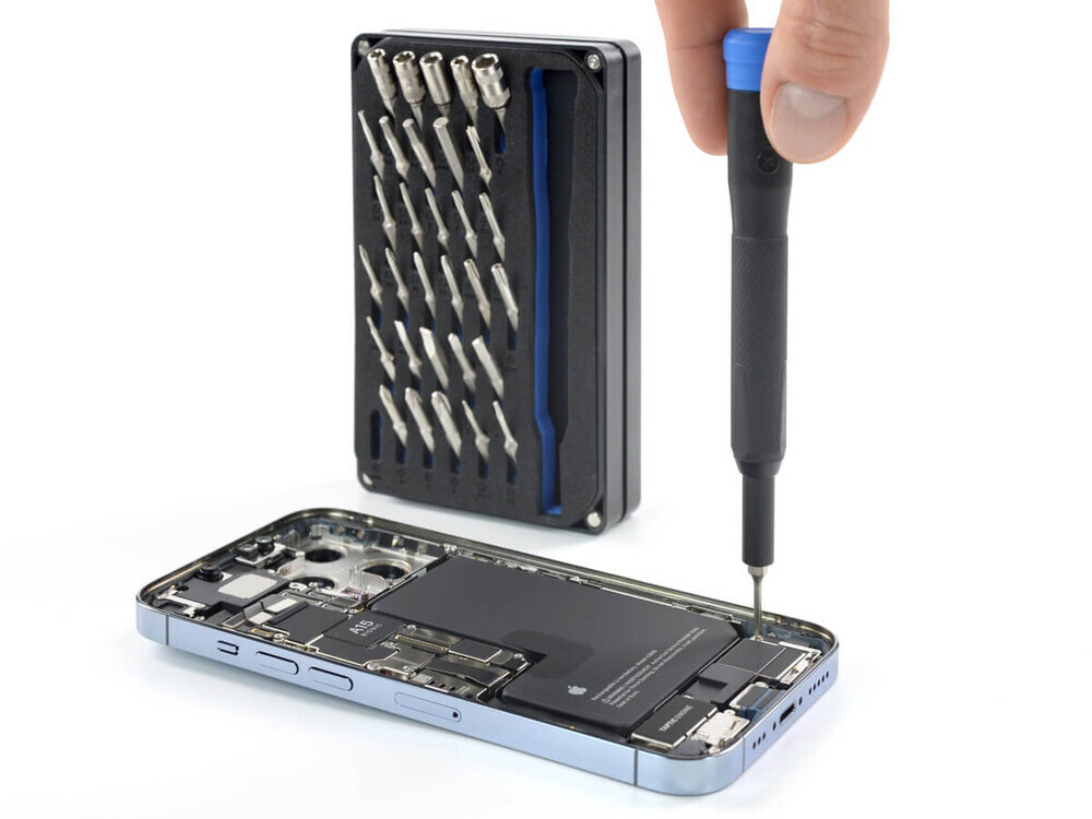 Замена аккумулятора (оригинал) iPhone 13 Pro Max