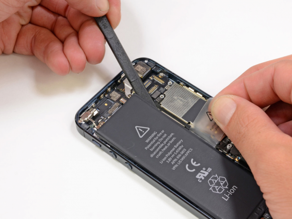 Замена аккумулятора (оригинал) iPhone 5S