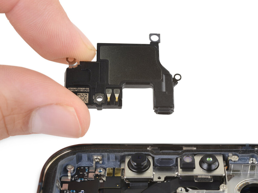 Замена верхнего (голосового) динамика iPhone 13 mini