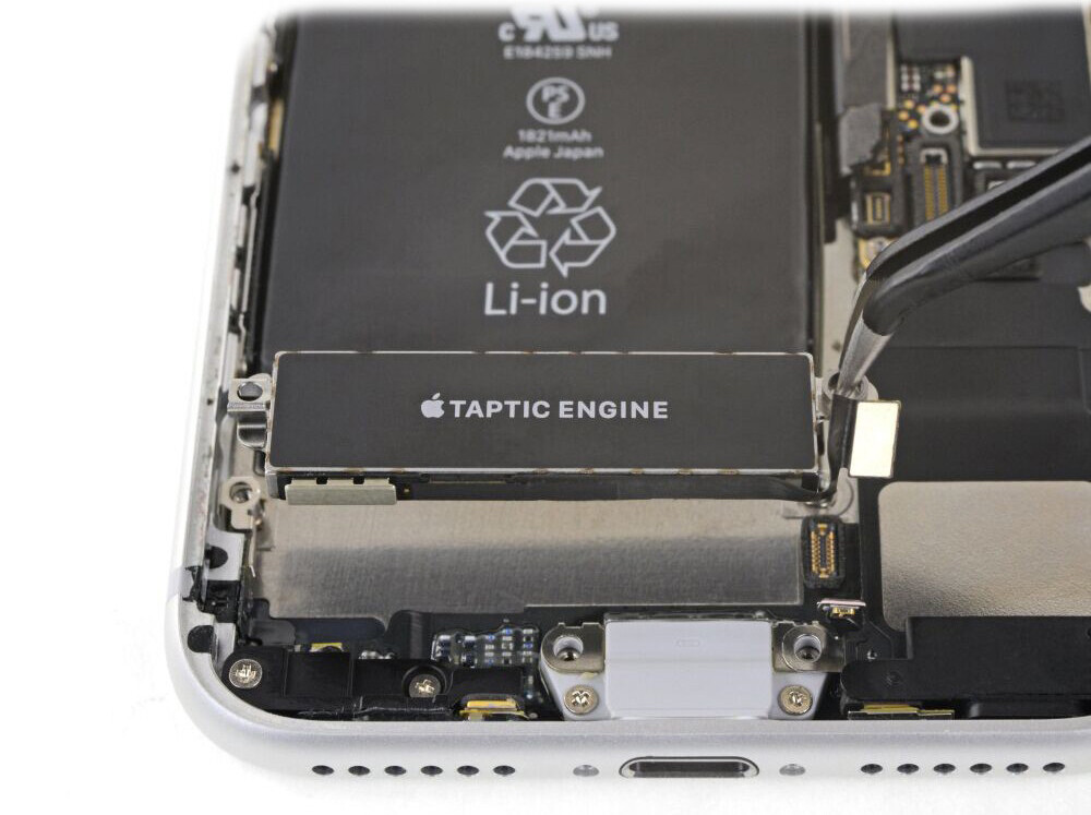 Замена вибромотора iPhone 8