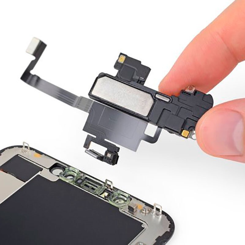 Замена датчика приближения iPhone XS Max