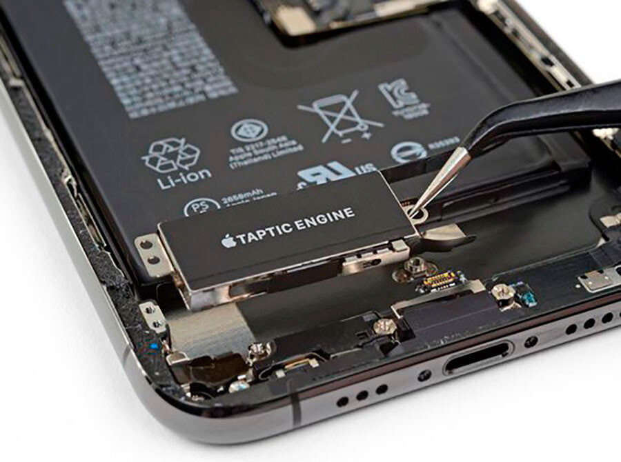 Замена вибромотора iPhone XS Max