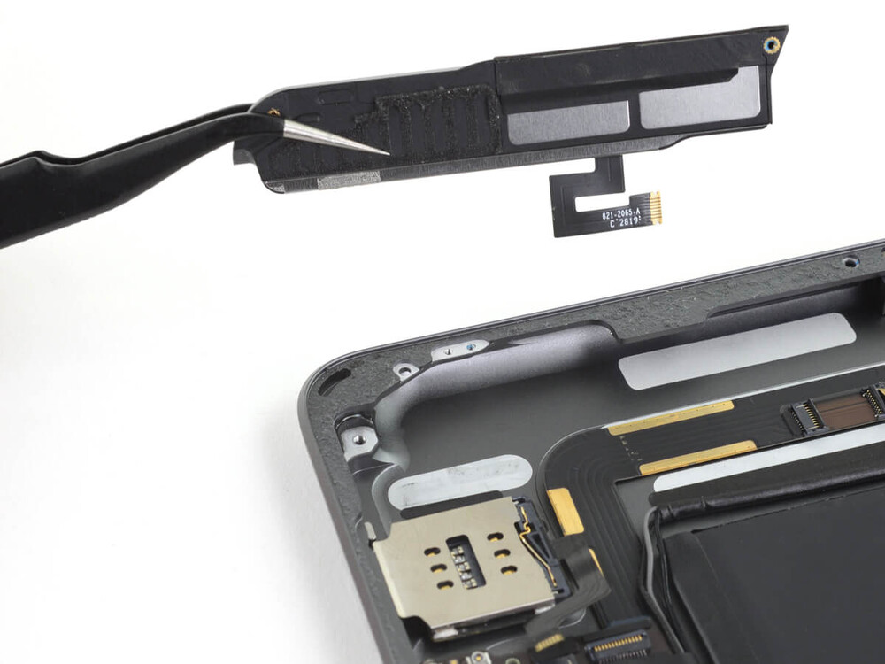 Замена динамика Apple iPad 9 10.2" 2021