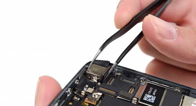 Замена задней камеры (оригинал) Apple iPad Mini 3 (A1599/A1600)