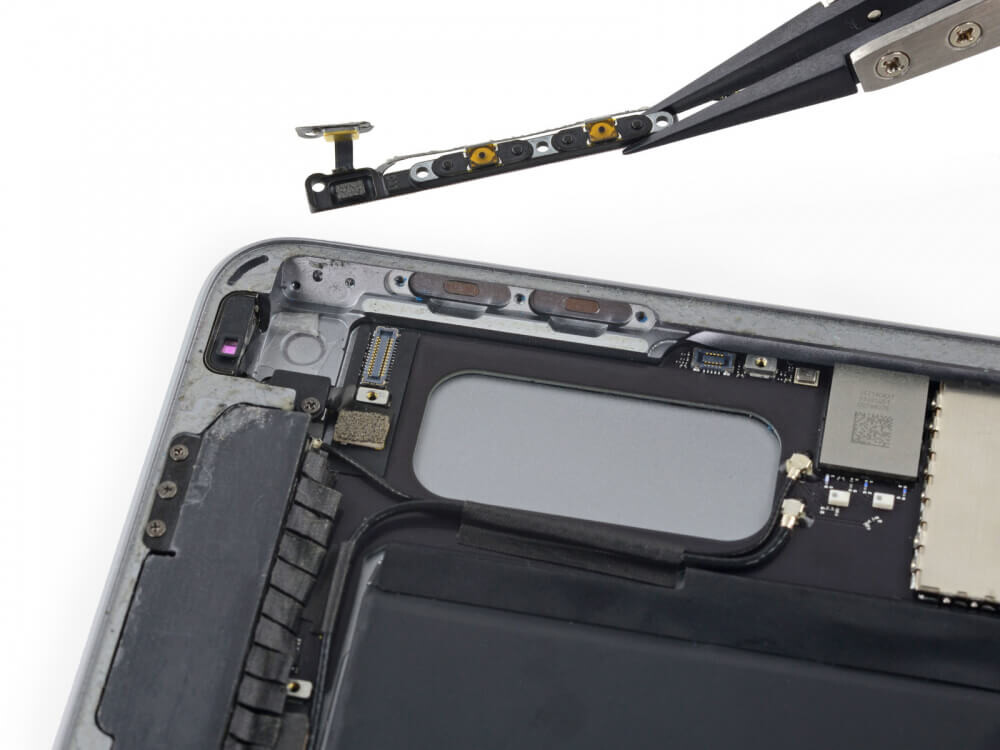 Ремонт кнопок громкости Apple iPad Air 5 M1 2022 (A2589/A2591)