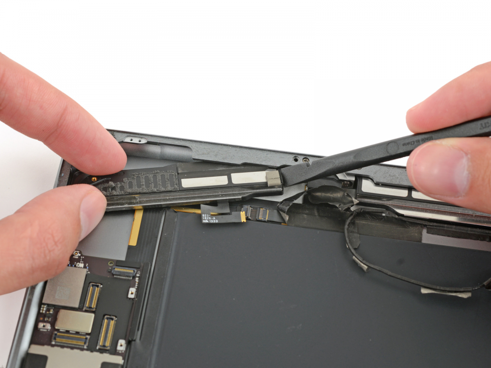 Замена динамика Apple iPad Air (A1474/A1475/A1476)