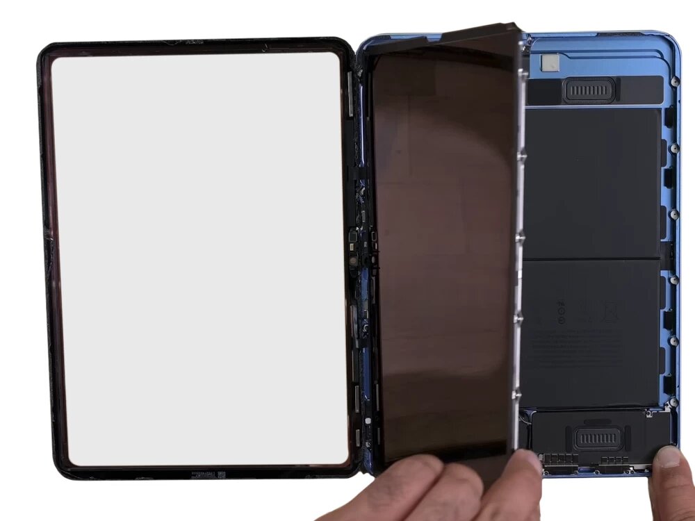 Замена дисплея (оригинал) Apple iPad 10 10.9" 2022 (A2696/A2757/A2777)