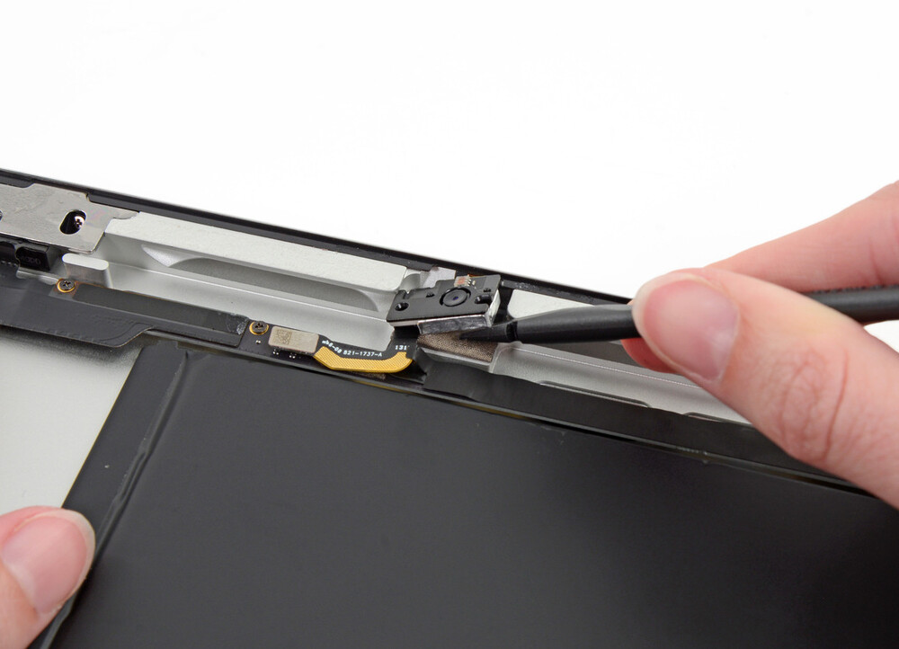 Замена передней камеры Apple iPad 4