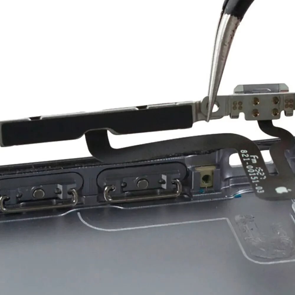 Ремонт кнопок громкости Apple iPad Pro 11" M2 2022 (A2435/A2759/A2761/A2762)
