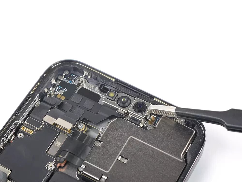 Замена датчика приближения iPhone 14 Pro Max