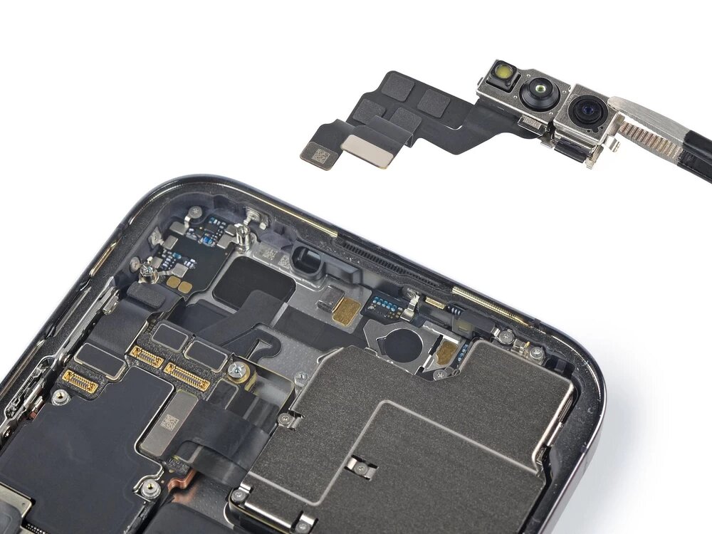 Замена передней (фронтальной) камеры iPhone 14 Pro Max