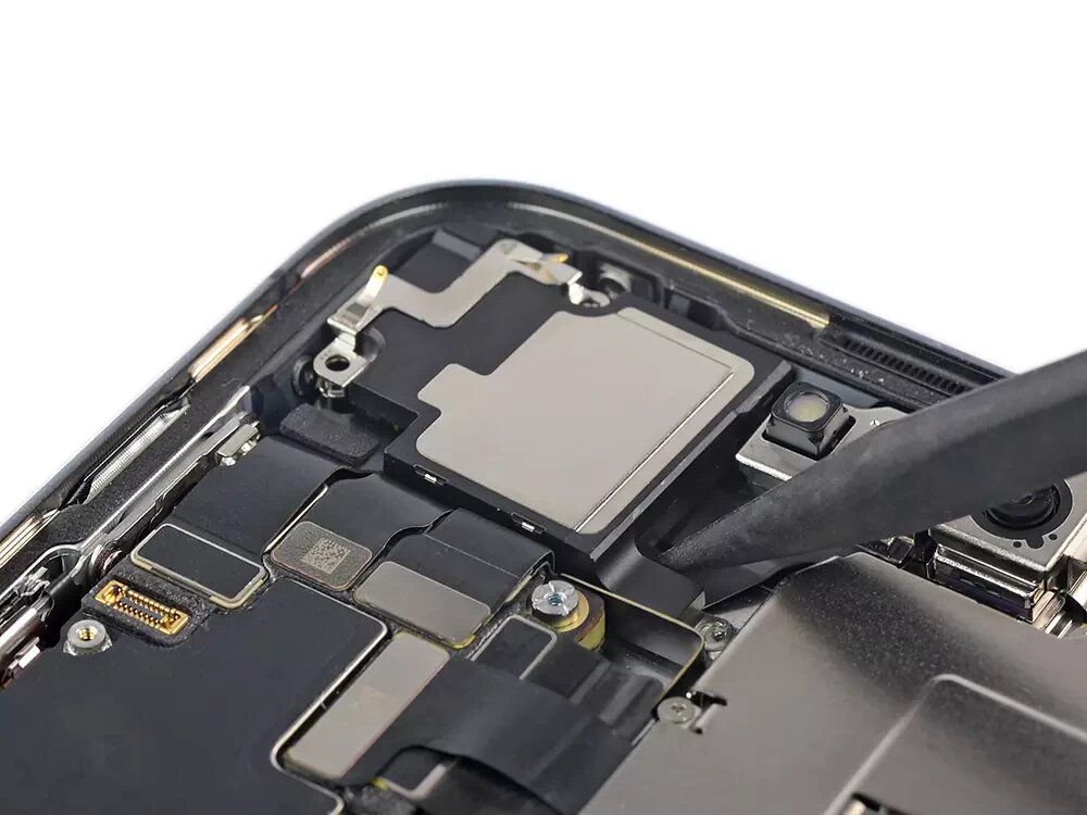 Замена верхнего (голосового) динамика iPhone 14 Pro Max