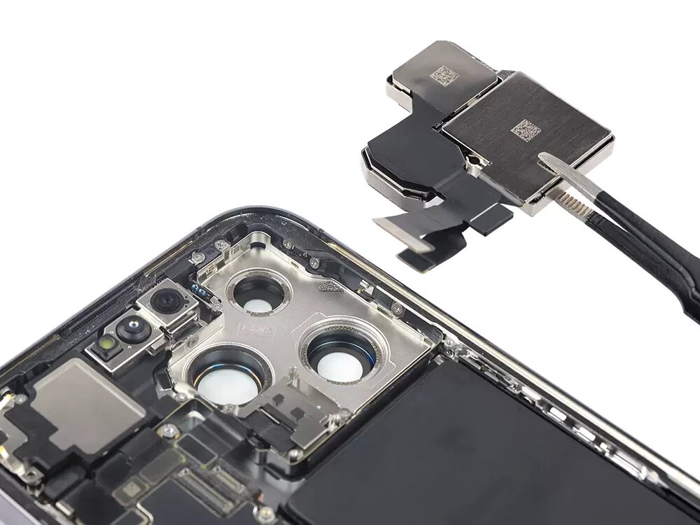 Замена задней камеры (оригинал) iPhone 14 Pro Max