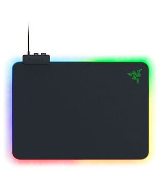 Коврик для мышки Razer Firefly V2 (RZ02-03020100-R3M1)