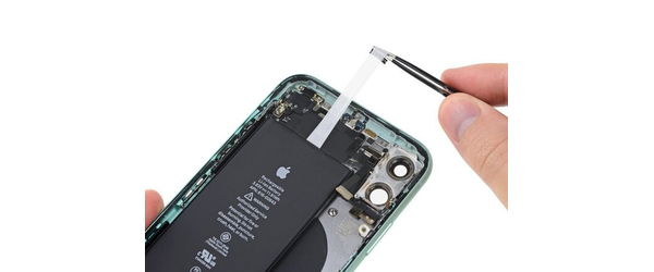 Замена аккумулятора (оригинал) iPhone 11, С чем проблема?: Замена аккумулятора (оригинал) iPhone 11