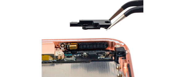 Замена нижнего шлейфа: микрофон, разъём зарядки iPhone 8 Plus, С чем проблема?: Замена нижнего шлейфа: микрофон, разъём зарядки iPhone 8 Plus