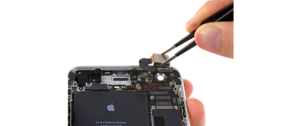 Замена задней камеры (оригинал) iPhone SE, С чем проблема?: Замена задней камеры (оригинал) iPhone SE