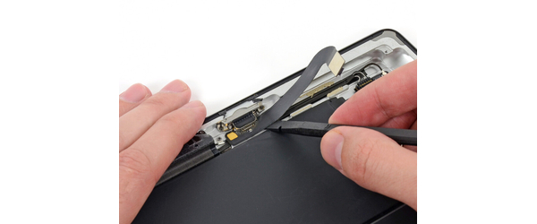 Заміна нижнього шлейфа: роз'єм зарядки Apple iPad 4, З чим проблеми?: Заміна нижнього шлейфу: роз'єм заряджання Apple iPad 4