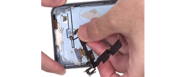 Ремонт контроллера зарядки U2 (USB - контроллер) iPhone 14 Plus, С чем проблема?: Ремонт контроллера зарядки U2 (USB - контроллер) iPhone 14 Plus