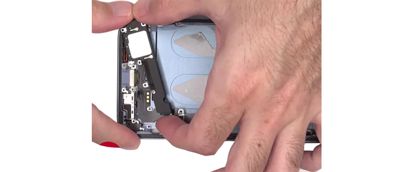Замена нижнего (полифонического) динамика iPhone 14 Plus, С чем проблема?: Замена нижнего (полифонического) динамика iPhone 14 Plus