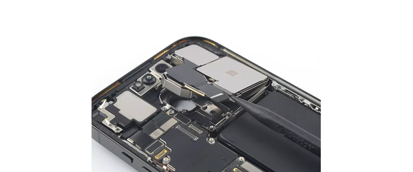 Заміна задньої камери (оригінал) ( Apple iPhone 14 Pro ), З чим проблеми?: Заміна задньої камери (оригінал) iPhone 14 Pro
