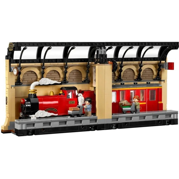 Конструктор LEGO® Harry Potter Бук нук: Гоґвортський експрес (76450), зображення 3