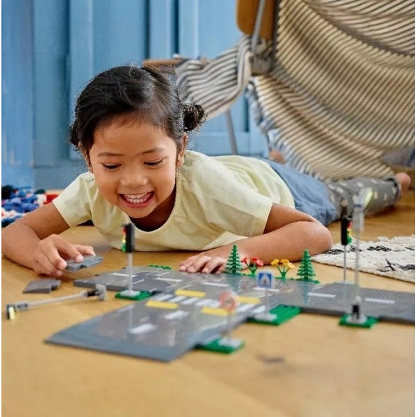 Конструктор LEGO® City Дорожні плити (60304), изображение 3