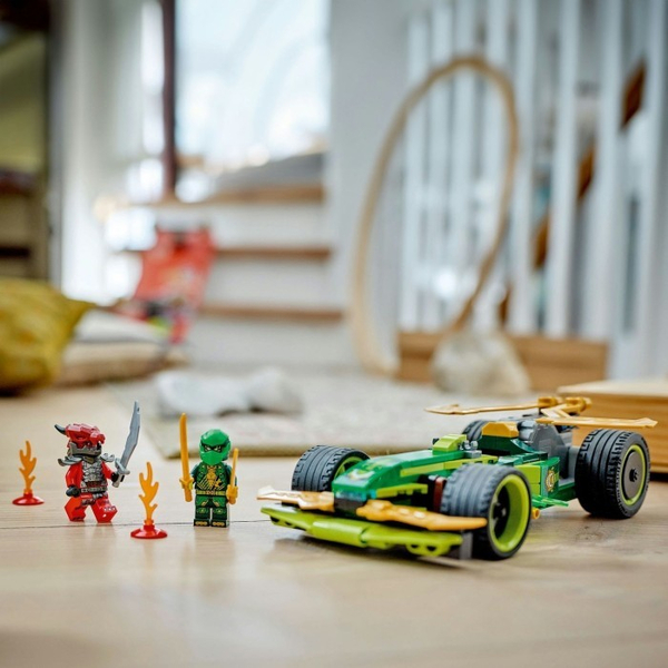 Конструктор LEGO® Ninjago Автомобіль для перегонів Лойда з інерційним двигуном (71828), изображение 6