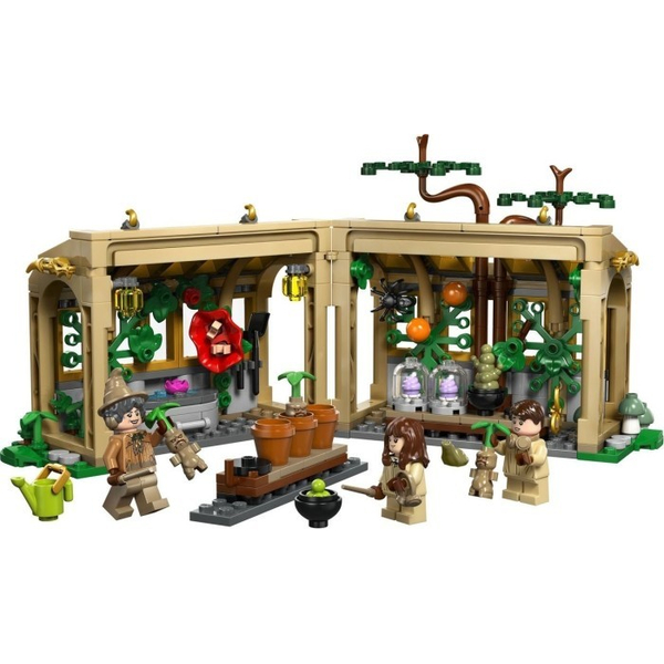 Конструктор LEGO® Harry Potter Замок Гогвортс: урок гербології (76445), зображення 4
