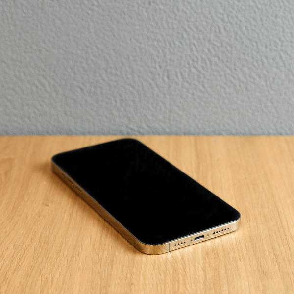 Apple iPhone 12 Pro Max 128GB Gold (MGD93) Б/В Grade B, изображение 5
