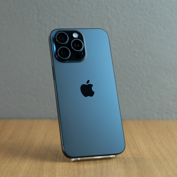 Apple iPhone 15 Pro 256GB Blue Titanium (MTUG3) Б/В Grade B